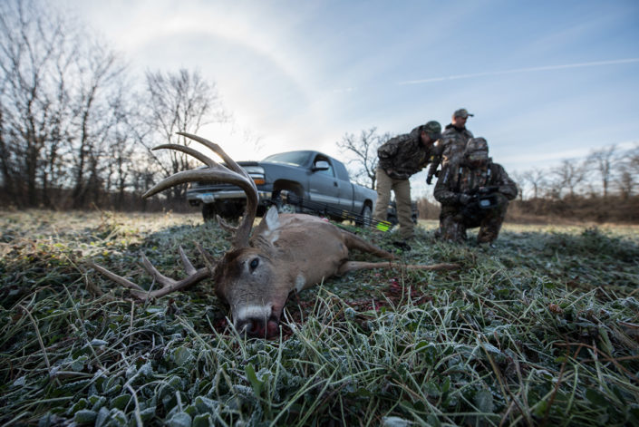 late season bow hunting buzzer beater buck | Bone Collector late season bow hunting buzzer beater buck | Bone Collector