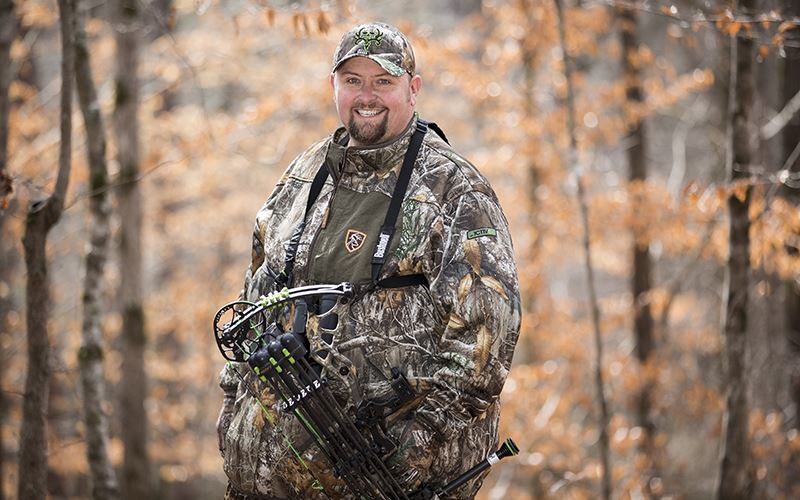 MEET THE GUYS TRAVIS “T-BONE” TURNER MEET THE GUYS TRAVIS “T-BONE” TURNER